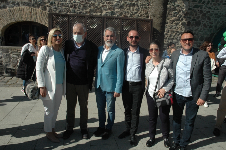 Çağdaş Grup gençlerle buluştu