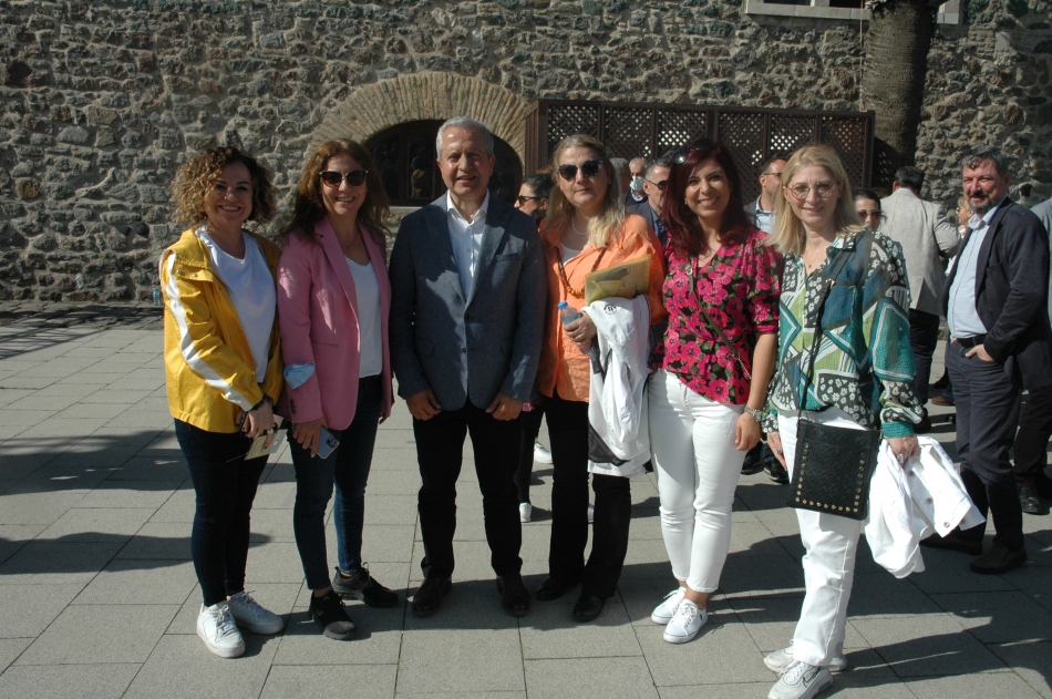 Çağdaş Grup gençlerle buluştu