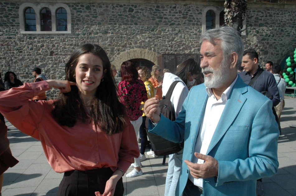 Çağdaş Grup gençlerle buluştu