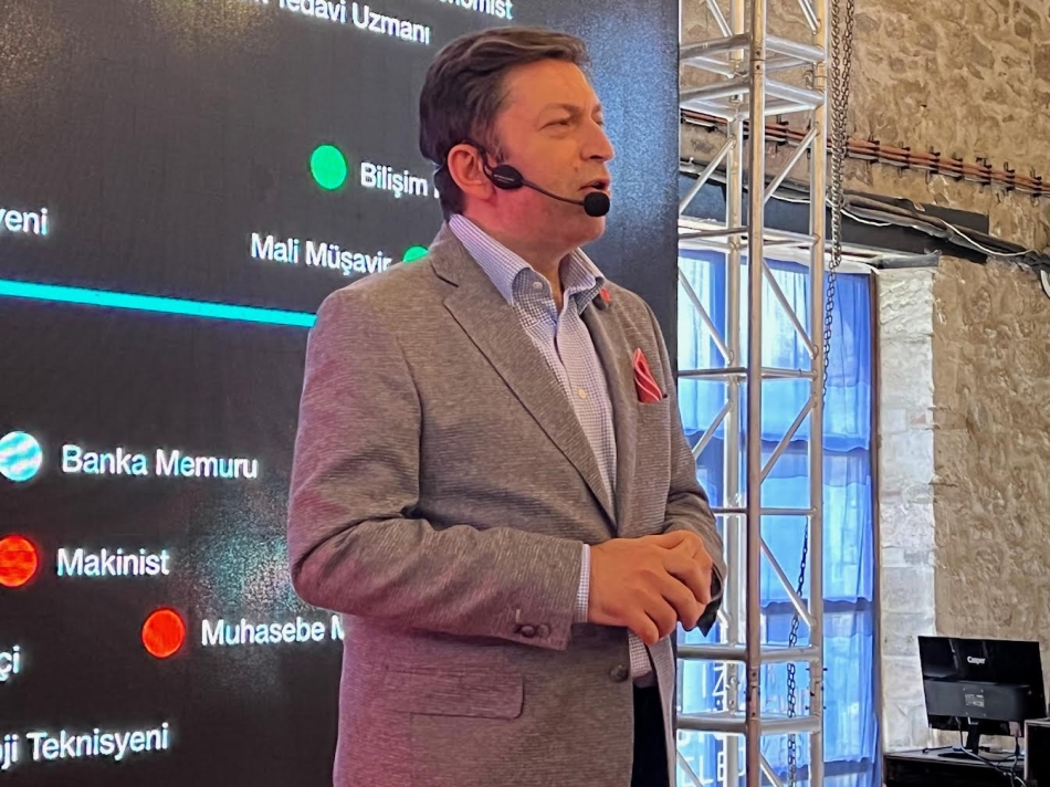 Çağdaş Grup gençlerle buluştu