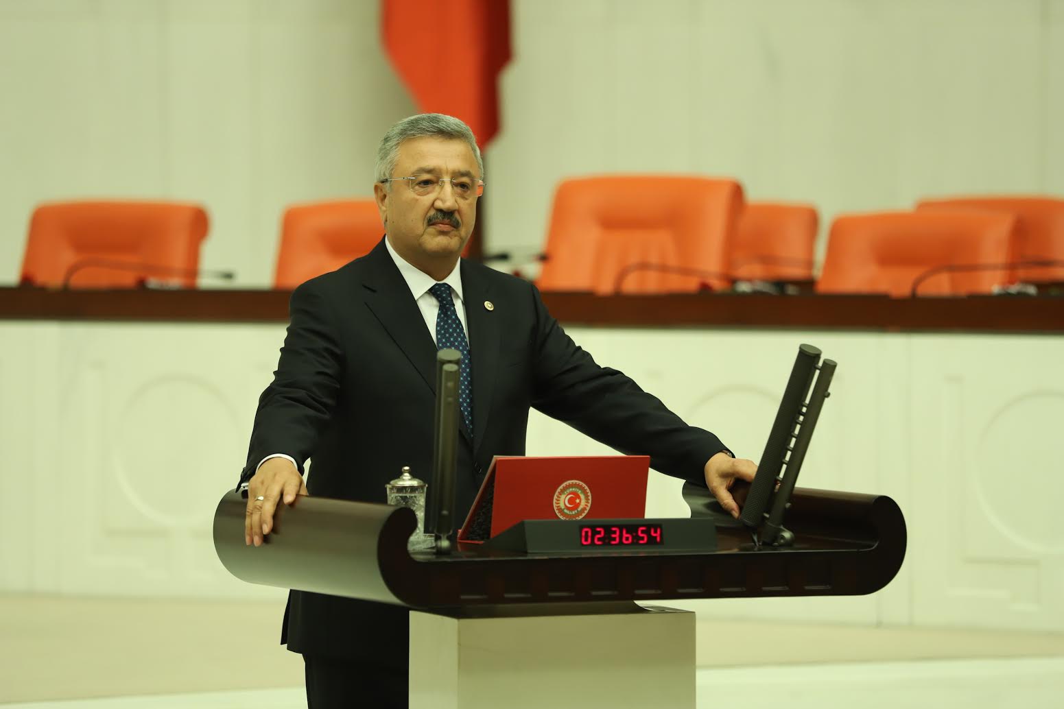 AK Parti İzmir Milletvekili Necip Nasır: "Yarınlara ve gençlere güvenimiz tamdır"