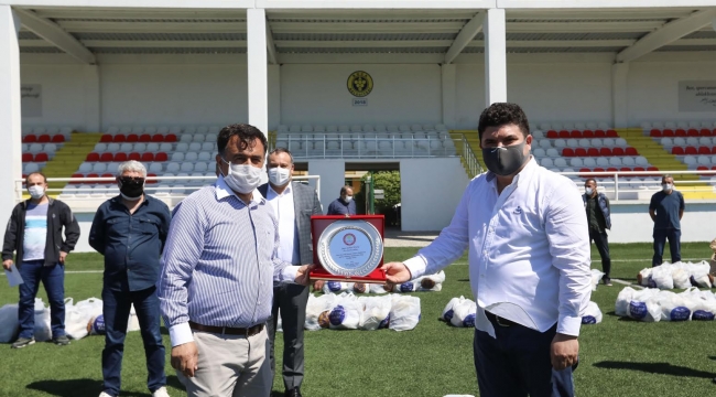 Bucalı amatör kulüplere Ramazan desteği