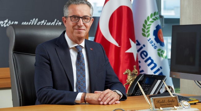 Gaziemir Belediye Başkanı Halil Arda, belediyeye gönderilen payların yüzde 50 azaldığını vurguladı