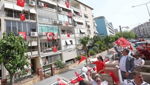 Karşıyaka’yı 19 Mayıs coşkusu sardı! 