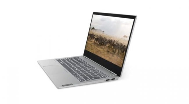 Lenovo ThinkBook 13s inceleme altında