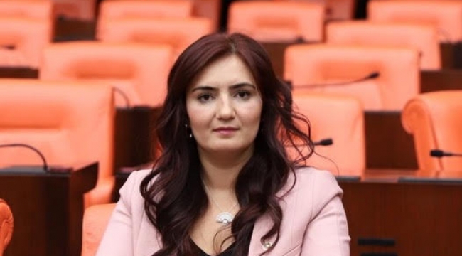 CHP İzmir Milletvekili Av. Kılıç: "Hamile olan kamu ve özel sektör çalışanları izinli sayılsın"