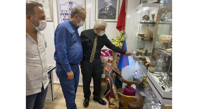 CHP'li Sertel Berber ve Kuaförleri dinlendi