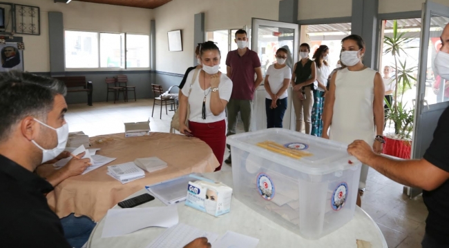 Efes Selçuk Belediyesi'nde demokrasi uygulandı 