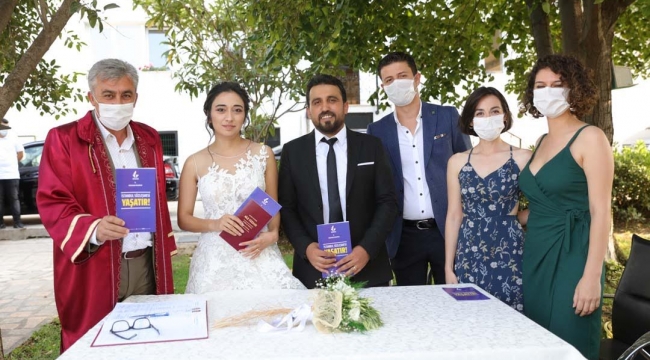 İlk Sözleşme Kitapçığı Başkan İnce’den: ‘İstanbul Sözleşmesi Yaşatır’