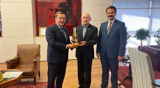 (Foto Galerili Haber) Kılıçdaroğlu'na 'Konak'ta 500 gün' raporu