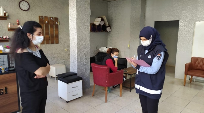 Karabağlar’da koronavirüs denetimleri ara vermiyor