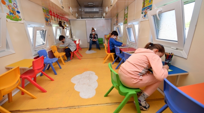 (Foto Galerili Haber) Büyükşehir çadır kentte de çocukların yanında