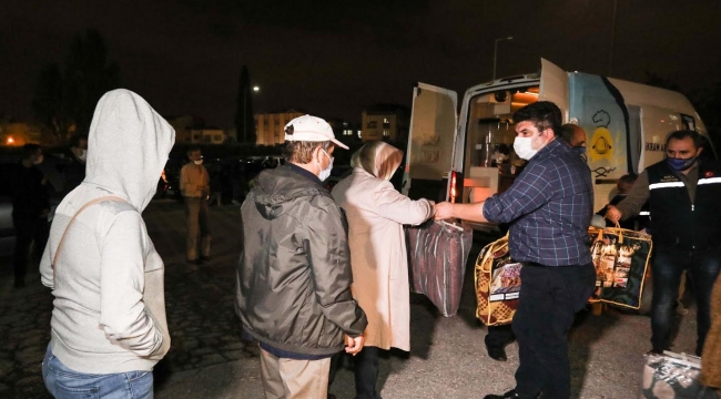 (Foto Galerili Haber) İzmir dayanışmasında Buca Belediyesi nöbette