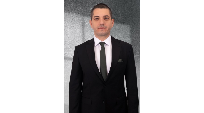 EGİAD'da aday Avni Yelkenbiçer