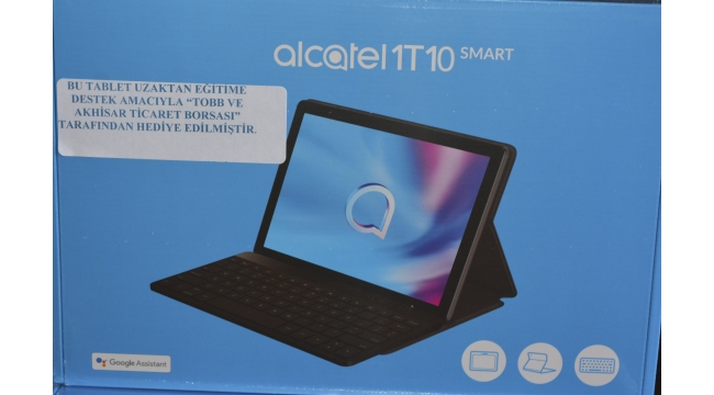 (Foto Galerili Haber) Akhisar Ticaret Borsası'ndan öğrencilere tablet
