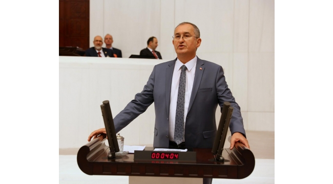 Hazine ve Maliye Bakanı alkol vergisinde ilk beş ve son beş ili paylaştı