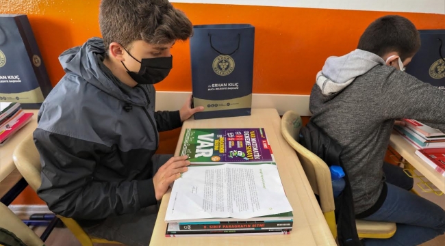(Foto Galerili Haber) Buca Belediyesi AHBAP’la el ele dayanışmayı büyütüyor