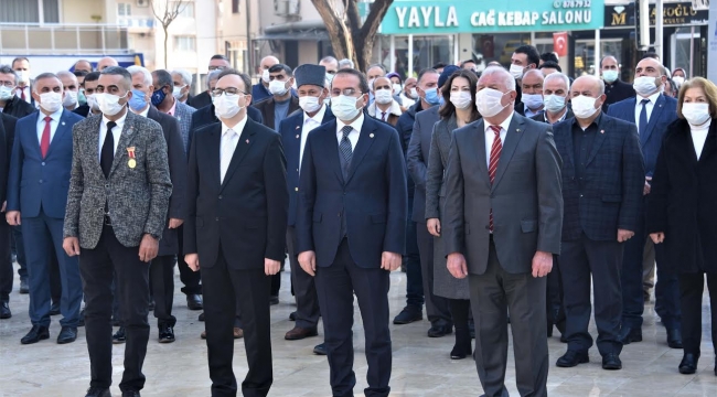 (Foto Galerili Haber) Kemalpaşa'da Çanakkale Zaferi törenle anıldı
