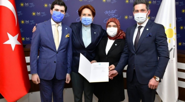 İYİ Gençlik’te devir teslim