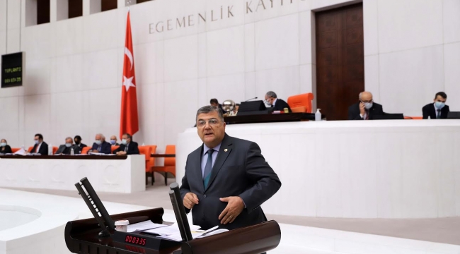 Milletvekili Sındır, “İzmir depreminin ardından Bakanlık ne yapmak istiyor?”