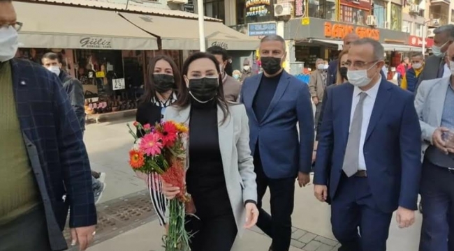 Semiha Paçacı 3. kez AK Parti İzmir A Takımı’nda