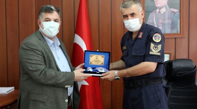 BAŞKAN DOĞRUER’DEN İLÇE JANDARMA KOMUTANLIĞI’NA ZİYARET