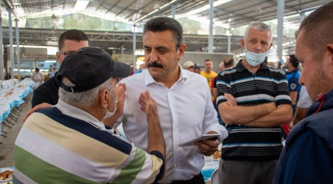 (Foto Galerili Haber) Başkan Kırgöz, pazarcı esnafıyla bir araya geldi