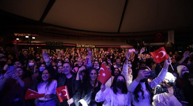 CUMHURİYET’İN 98. YILI WESTPARK OUTLET’TE YÜKSEK SADAKAT İLE KUTLANDI!