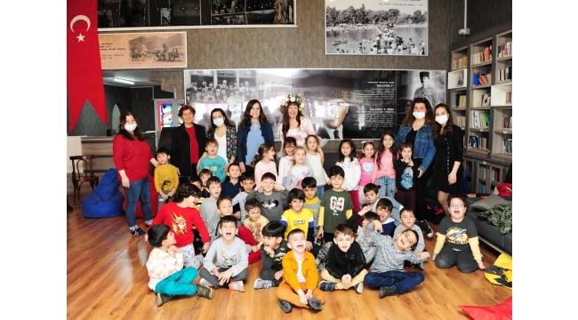 Balçovalı çocuklara kütüphane haftasında eğlenceli etkinlik