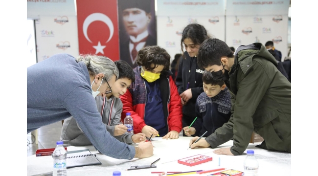 Bayraklı’da 300 kişilik meclis!