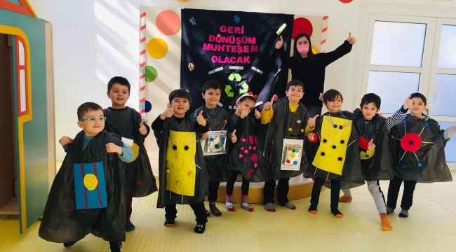 ESBAŞ Çocuk Yuvasında geri dönüşümden kostüm defilesi