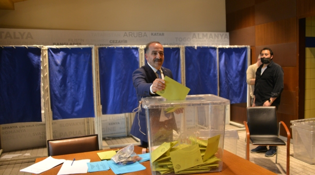 (Foto Galerili Haber) Ege Yaş Meyve Sebze İhracatçıları Birliği'nde ikinci Hayrettin Uçak dönemi