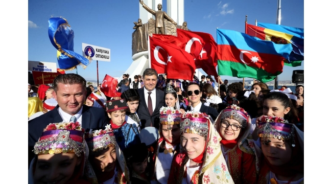 Karşıyaka’da bayram coşkusu