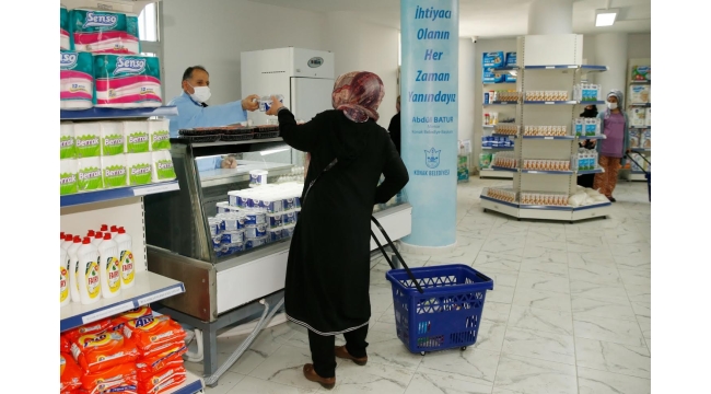 Konak’tan 11 bin 500 aileye Ramazan yardımı