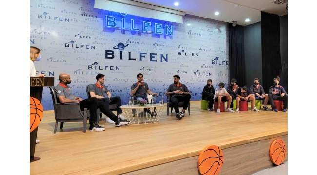 Bilfenli öğrenciler Pınar Karşıyakalı oyuncularla buluştu