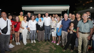 Başkan Sandal Körfez Mahallesi’nde vatandaşla buluştu