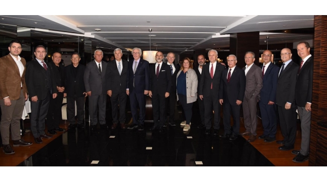 İzmirli Başkanlar ekonomiyi değerlendirdi