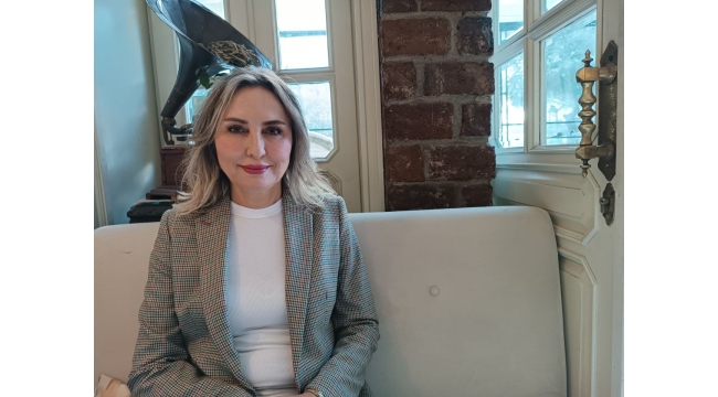 4 gazetecinin gözaltına alınmasına sert tepki