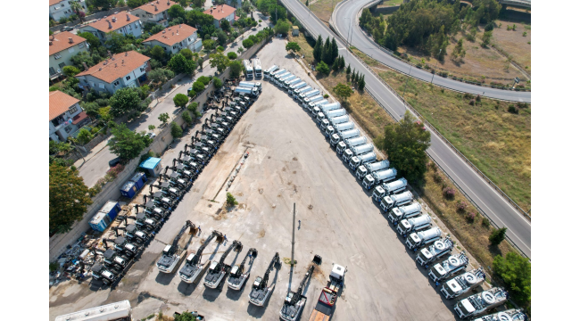 İZSU 98 yeni iş makinesiyle filosunu büyüttü
