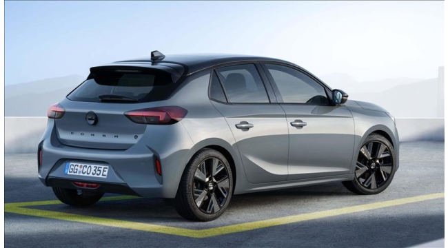 Yeni Opel Corsa'ya "En İyi Yeni Tasarım" ödülü