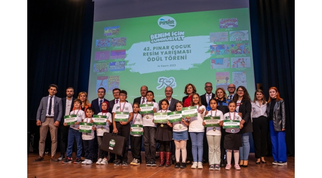 Cumhuriyet’i anlatan minik ressamlar, ödüllerine kavuştu