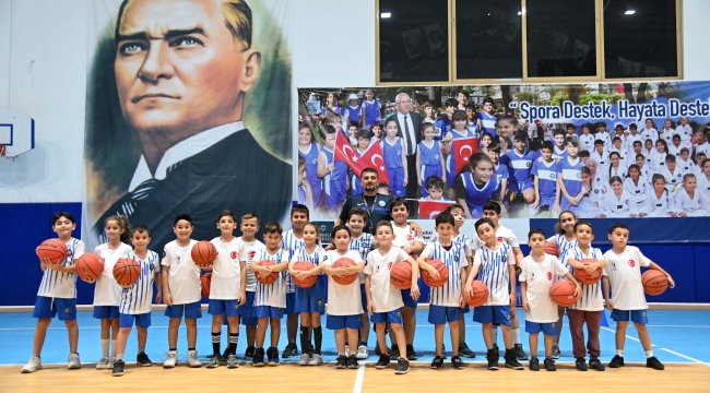 Karabağlar'da spor zamanı