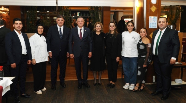 Karşıyaka'dan Hatay'a yardım köprüsü