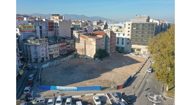 Konak Belediyesi yeni hizmet binası ihalesinde imzalar atıldı