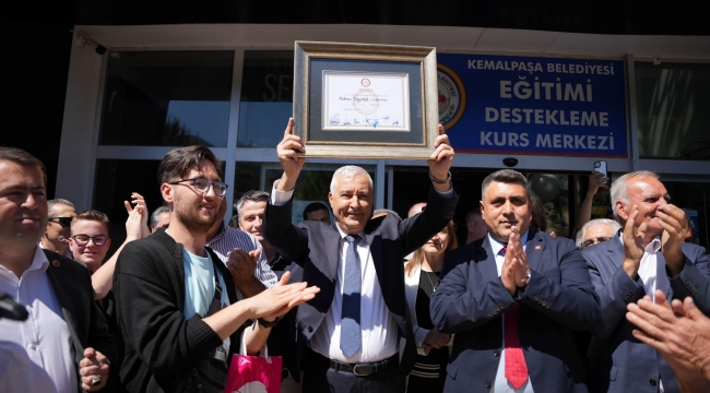 Kemalpaşa'da Başkan Türkmen göreve başladı
