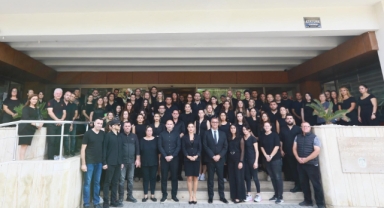 Efes Selçuk'ta şiddete karşı siyah duruş 