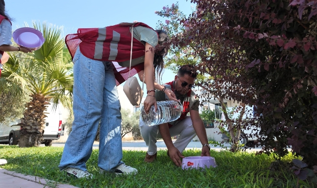 CHP'li gençler can dostları unutmadı