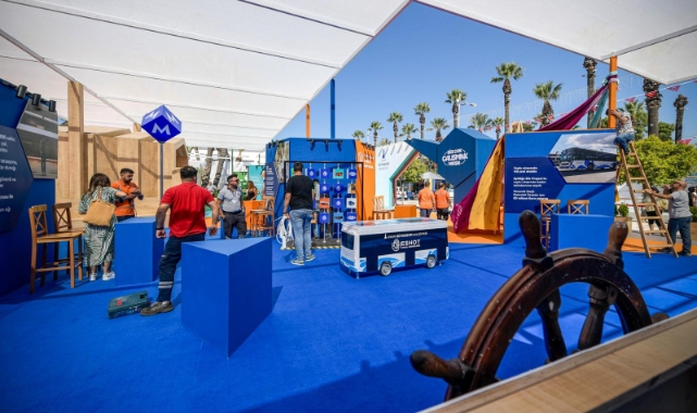 Fuarın merkezinde “Belediye Sokağı” var