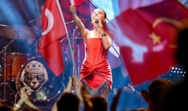 Ödemiş’te zafer coşkusundan renkli kareler