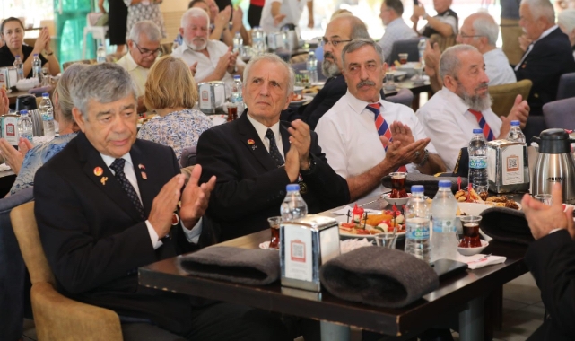 Gaziler Bayraklı'da bir araya geldi